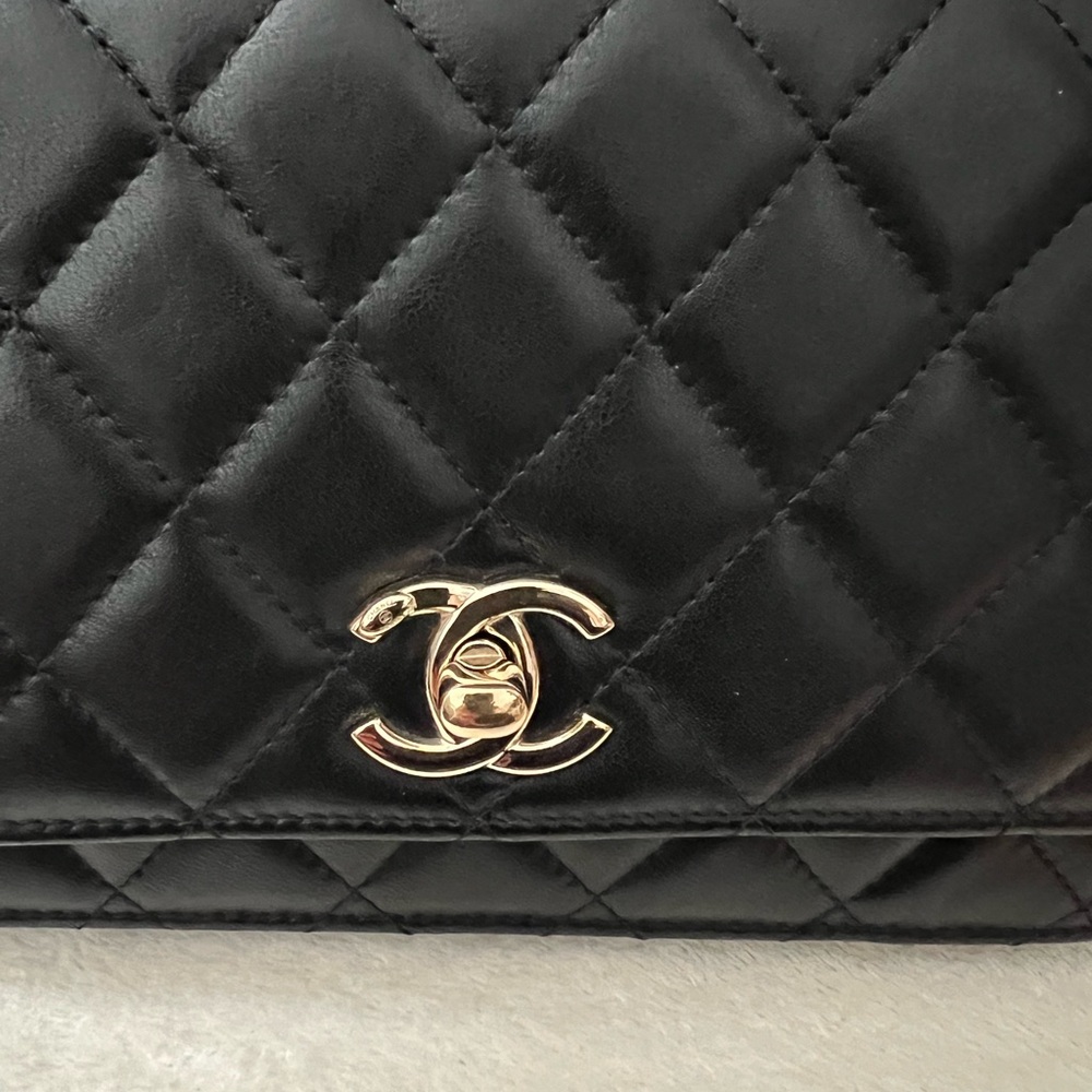 ❌❌SOLD❌❌Authentic Preloved Chanel Trendy Wallet On Chain with dustbag included - Picture 4 of 16